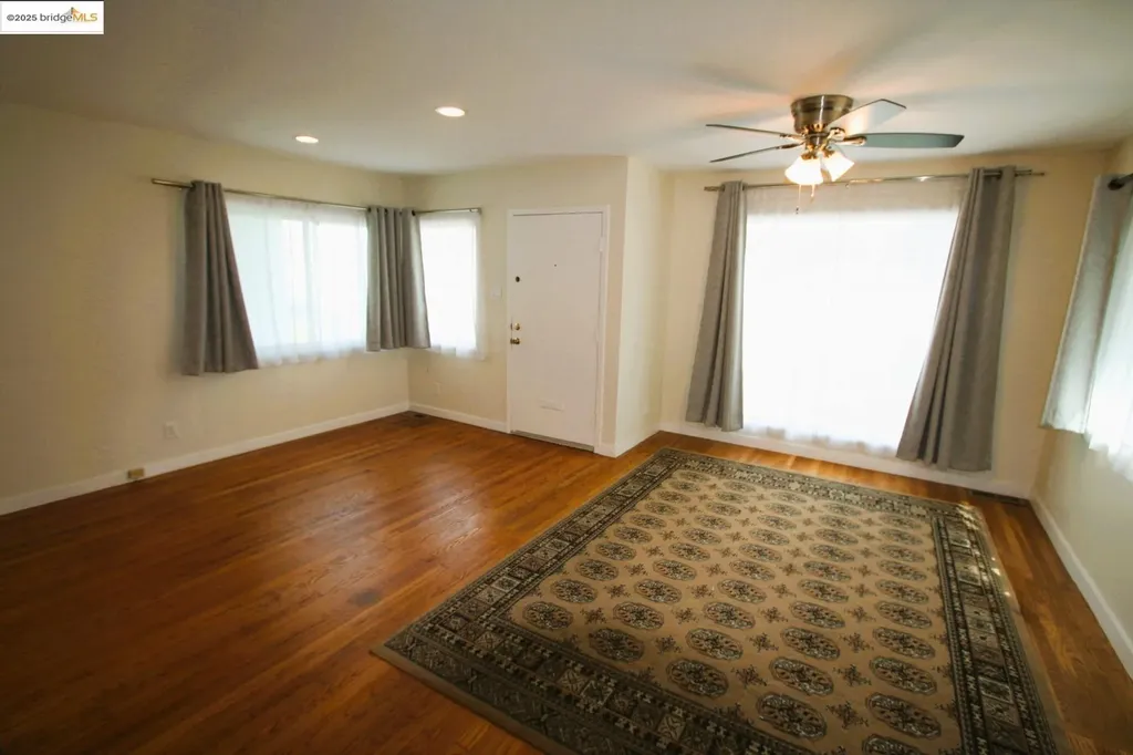 5312 Sacramento Avenue Richmond CA 94804