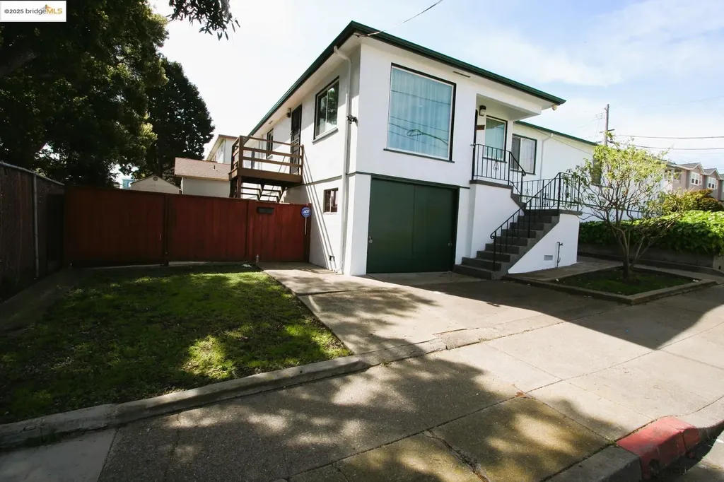 5312 Sacramento Avenue Richmond CA 94804