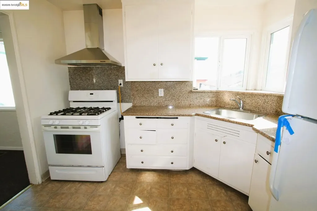 5312 Sacramento Avenue Richmond CA 94804