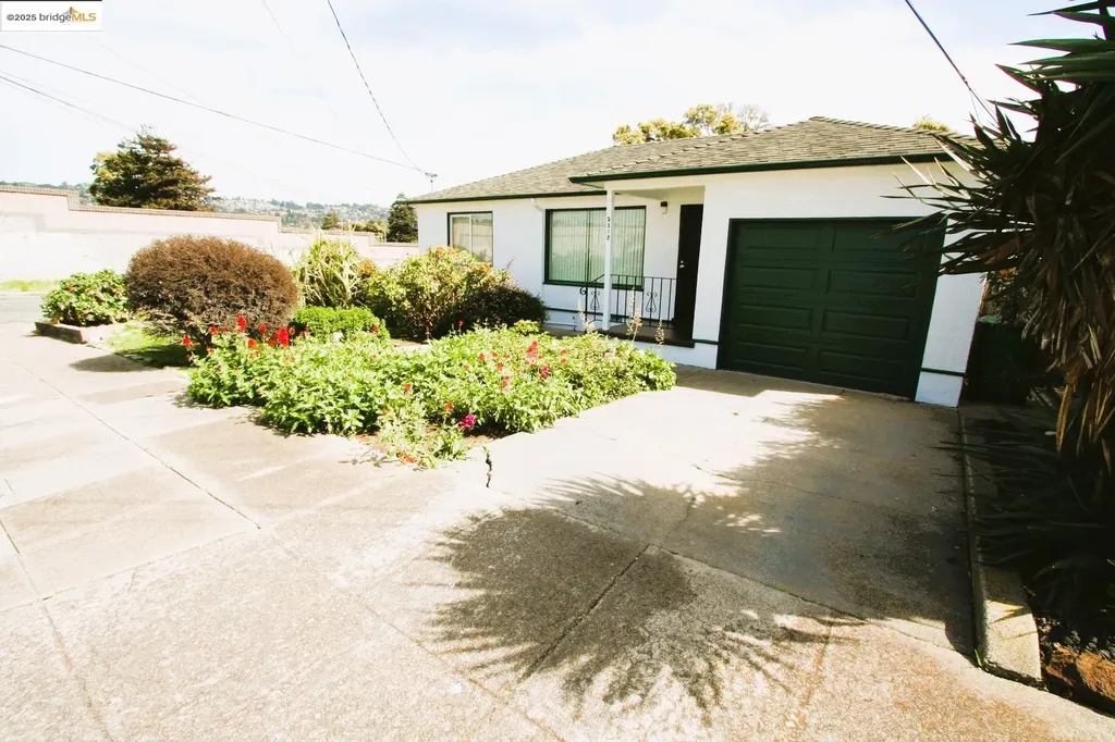 5312 Sacramento Avenue Richmond CA 94804