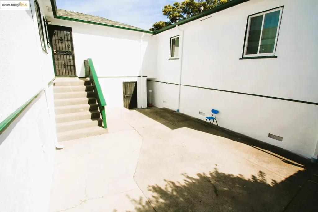 5312 Sacramento Avenue Richmond CA 94804