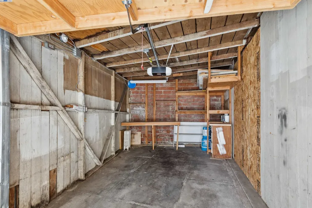1438 Lakeshore Avenue Oakland CA 94606