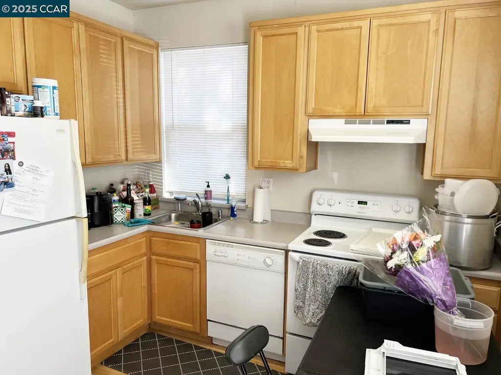 815 San Pablo Avenue Pinole CA 94564