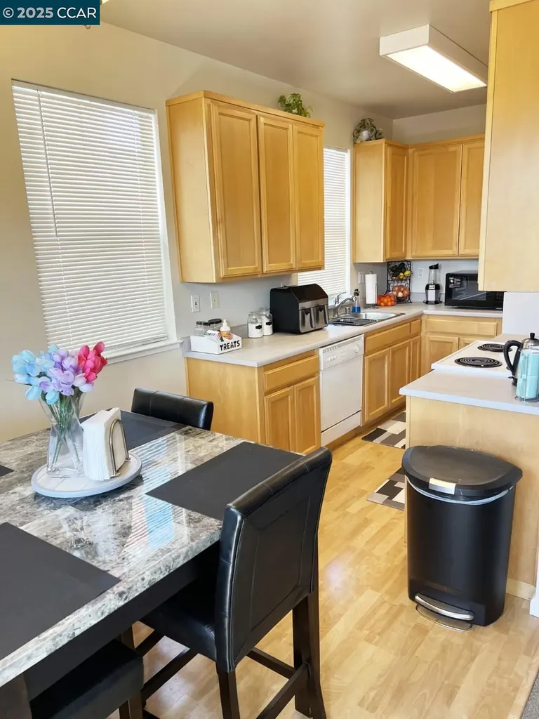 815 San Pablo Avenue Pinole CA 94564