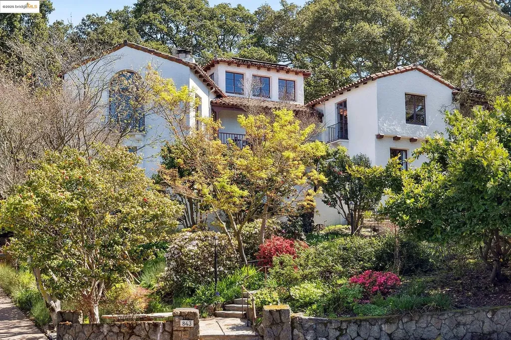 Berkeley CA, 843 Arlington Avenue