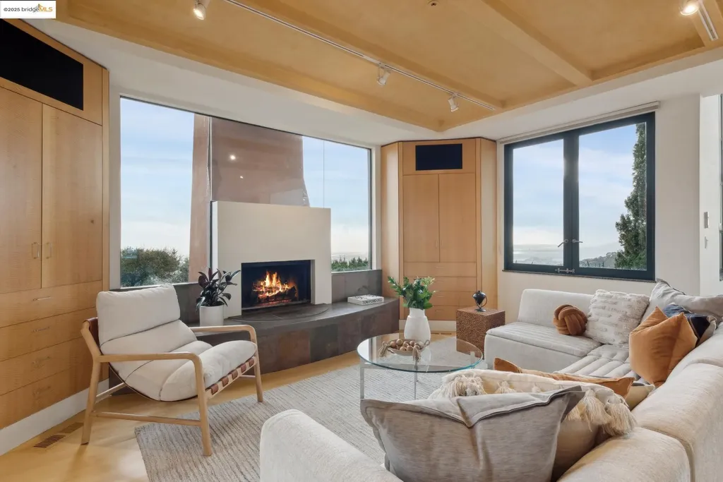 5 Woodside Way Oakland CA 94611