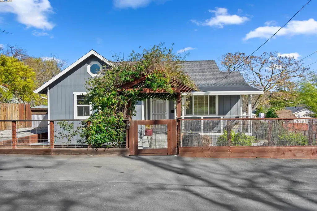 1200 Veale Avenue Martinez CA 94553