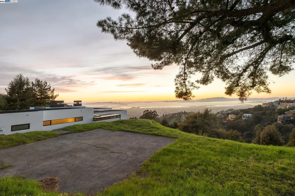 7041 Devon Way Berkeley CA 94705