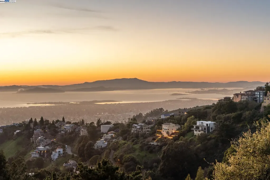 7041 Devon Way Berkeley CA 94705