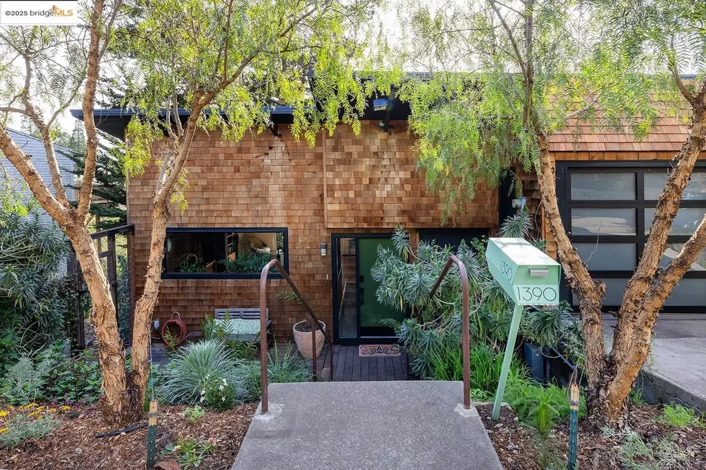 1390 Summit Road Berkeley CA 94708
