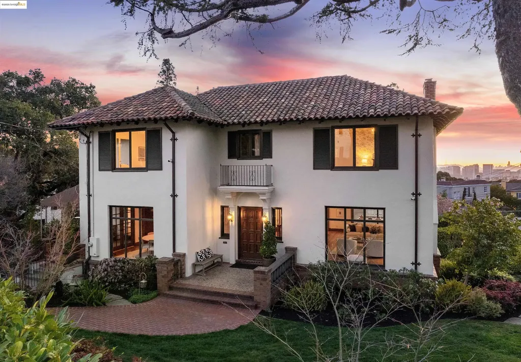 340 La Salle Avenue Piedmont CA 94610