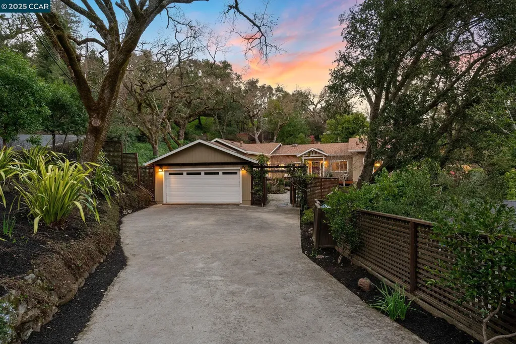 44 Camino Don Miguel Orinda CA 94563