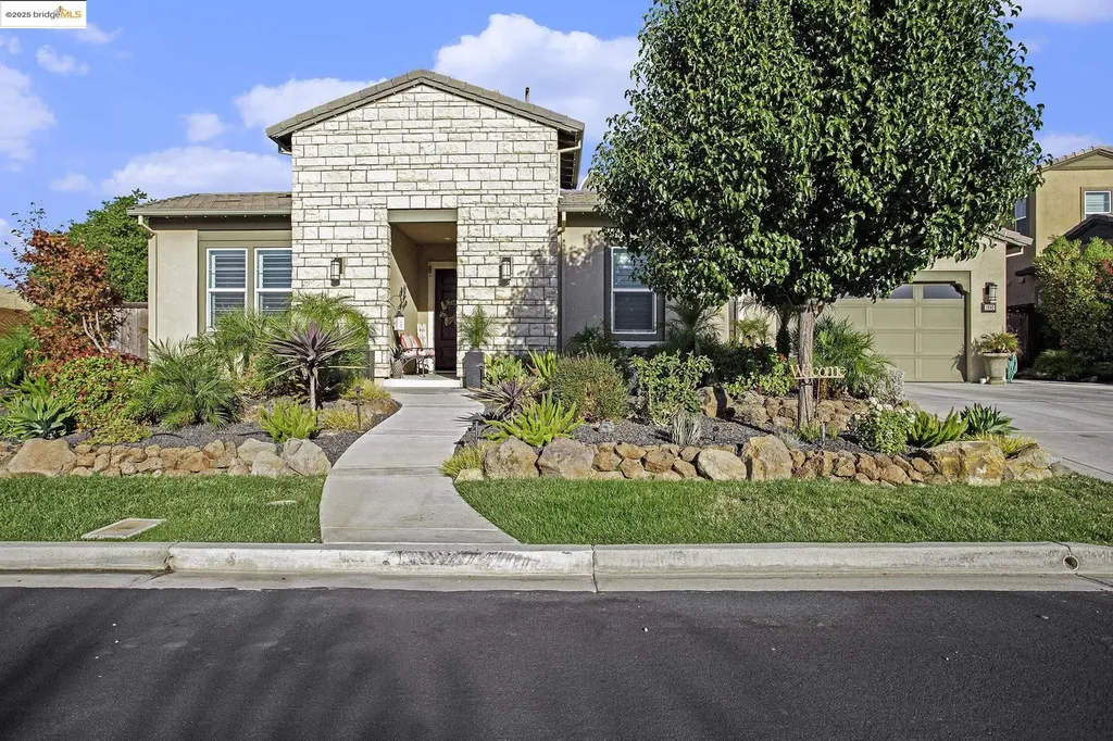 1990 Angels Share Court Brentwood CA 94513