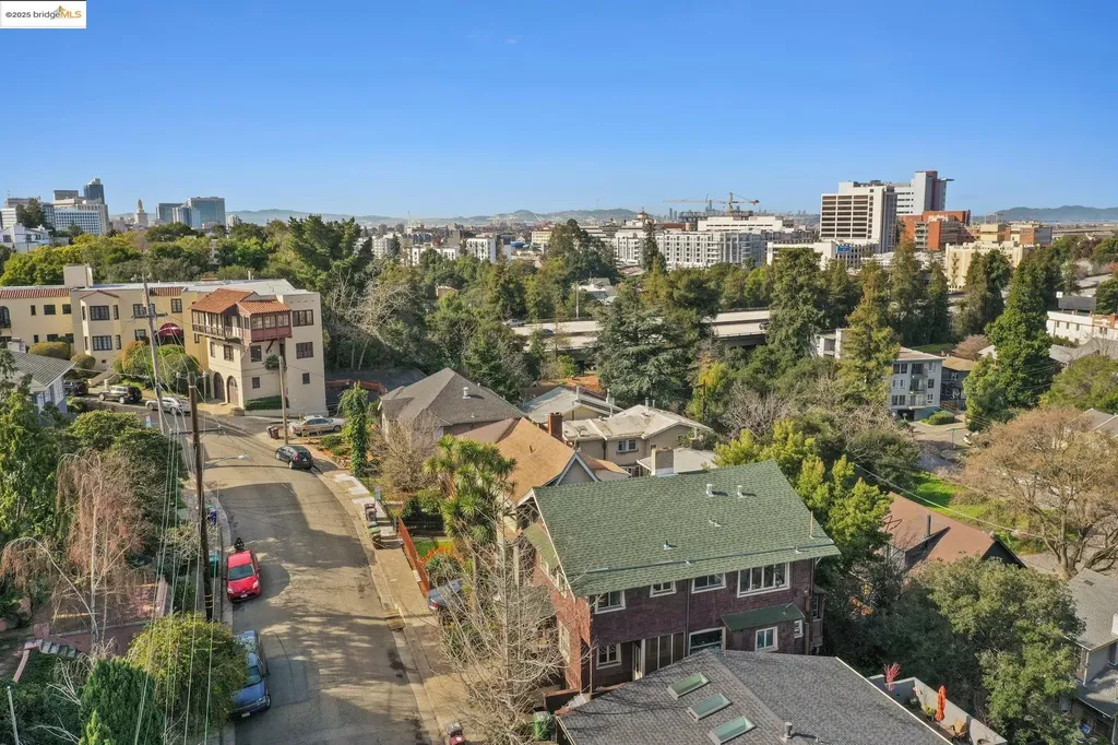 3537 Kempton Way Oakland CA 94611