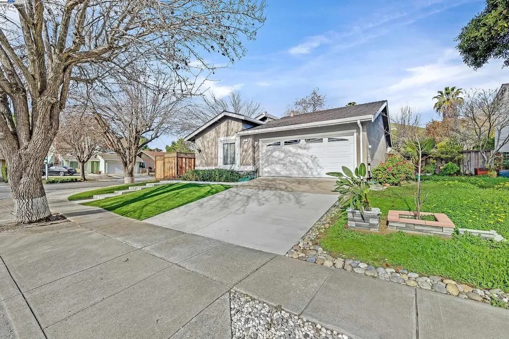 8 Snyder Way Fremont CA 94536