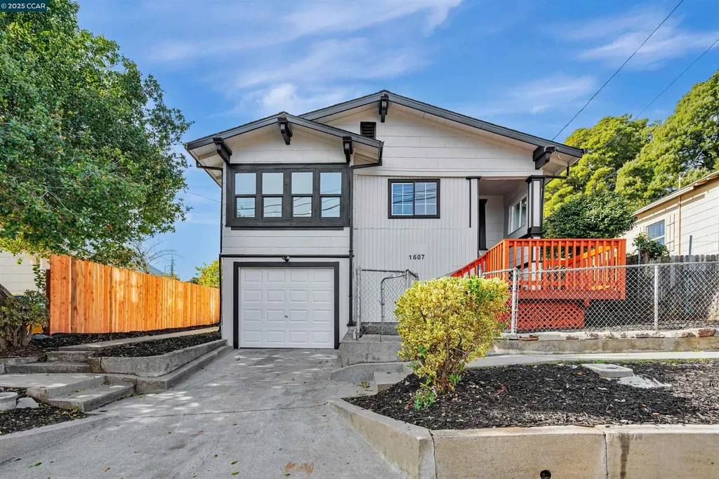 1607 Santa Clara Street Vallejo CA 94590