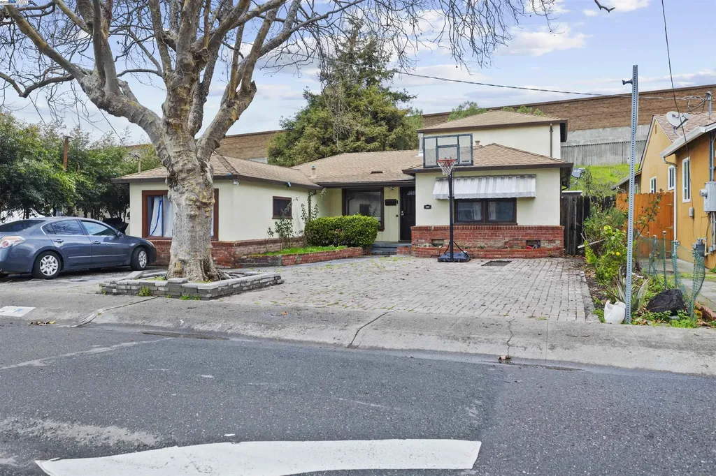 256 Ano Avenue San Lorenzo CA 94580