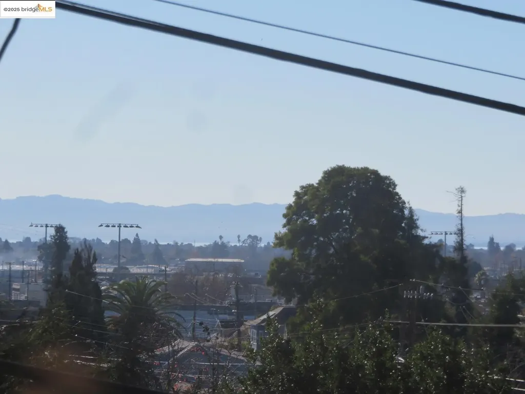 4510 San Carlos Avenue Oakland CA 94601