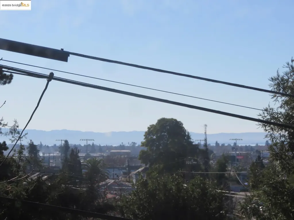 4510 San Carlos Avenue Oakland CA 94601