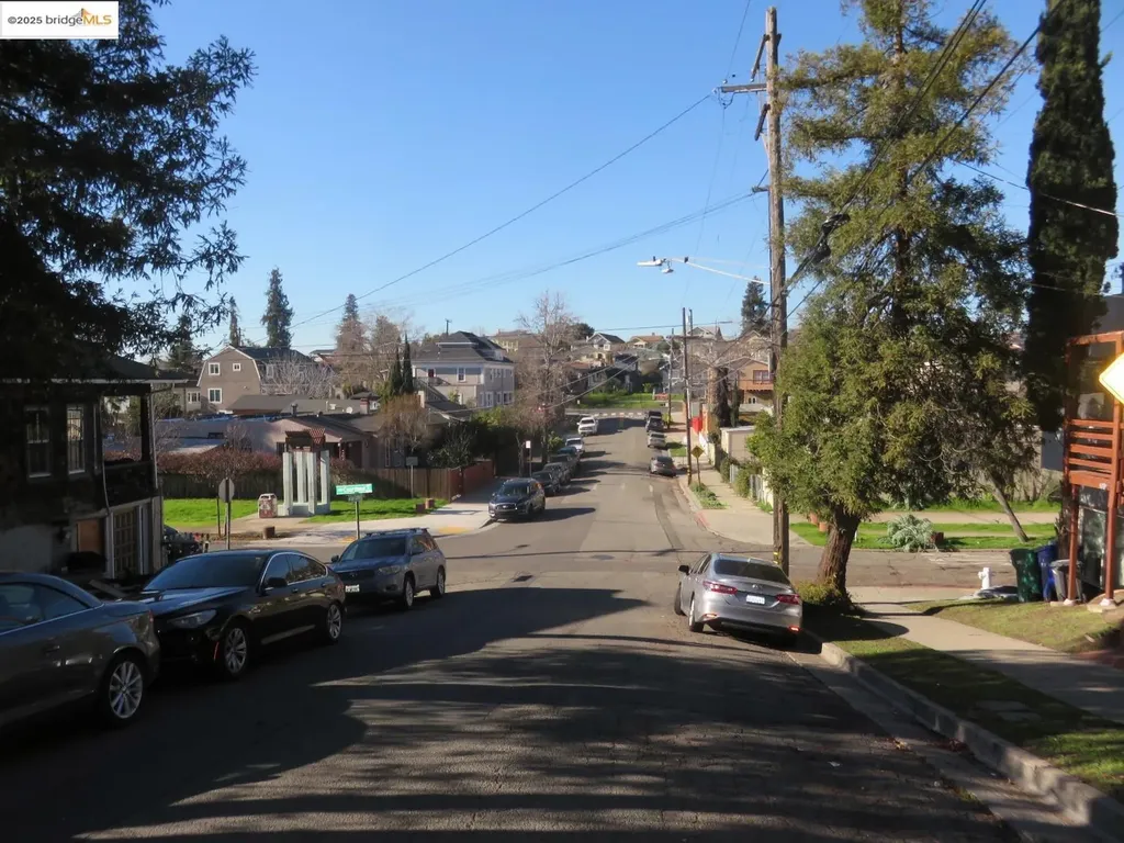 4510 San Carlos Avenue Oakland CA 94601