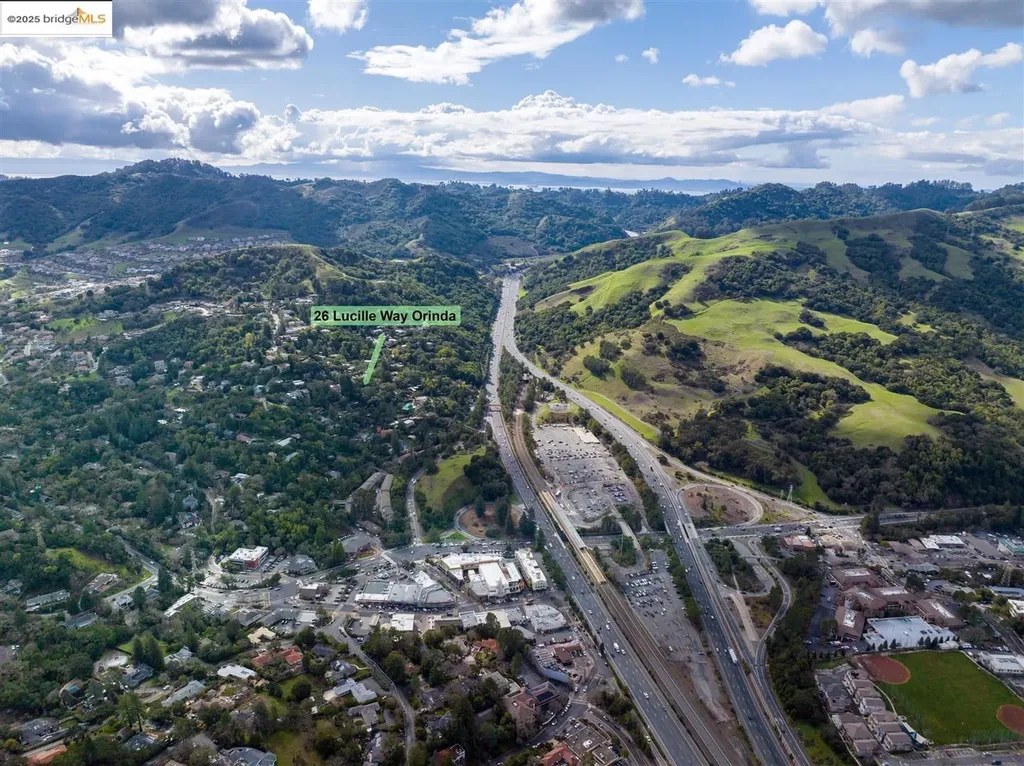 26 Lucille Way Orinda CA 94563