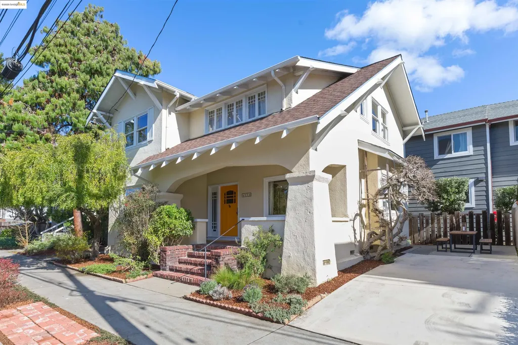 6406 Benvenue Avenue Oakland CA 94618