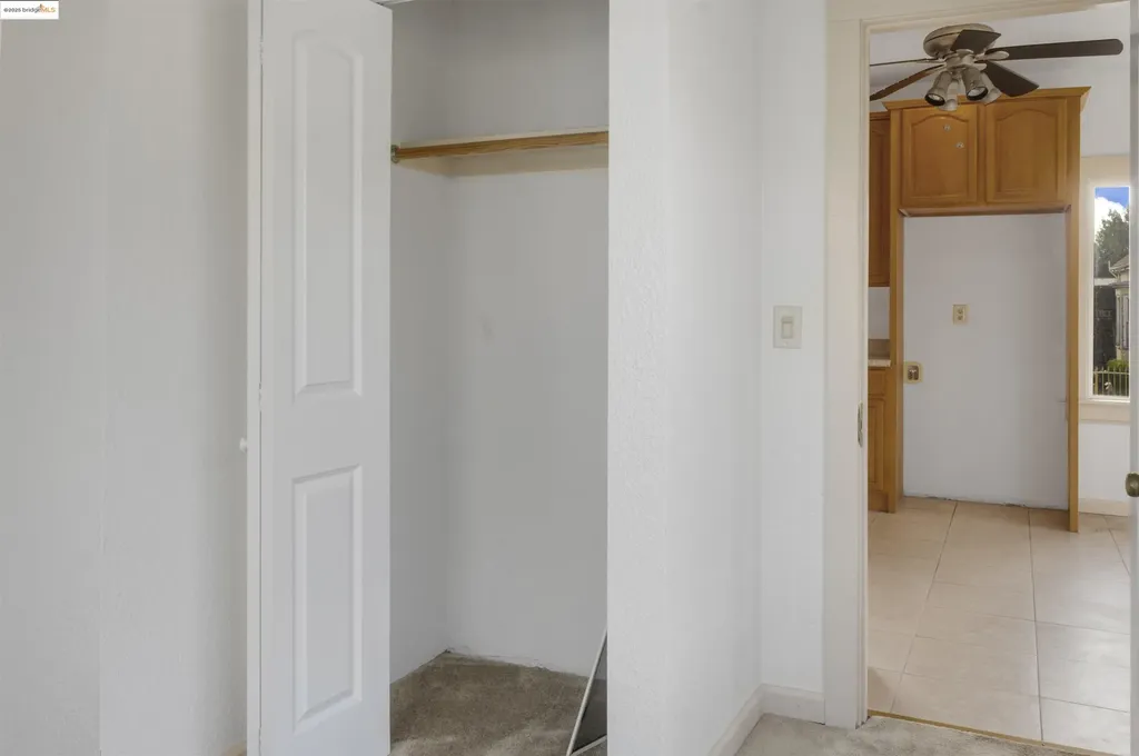 2301 12th Avenue Oakland CA 94606