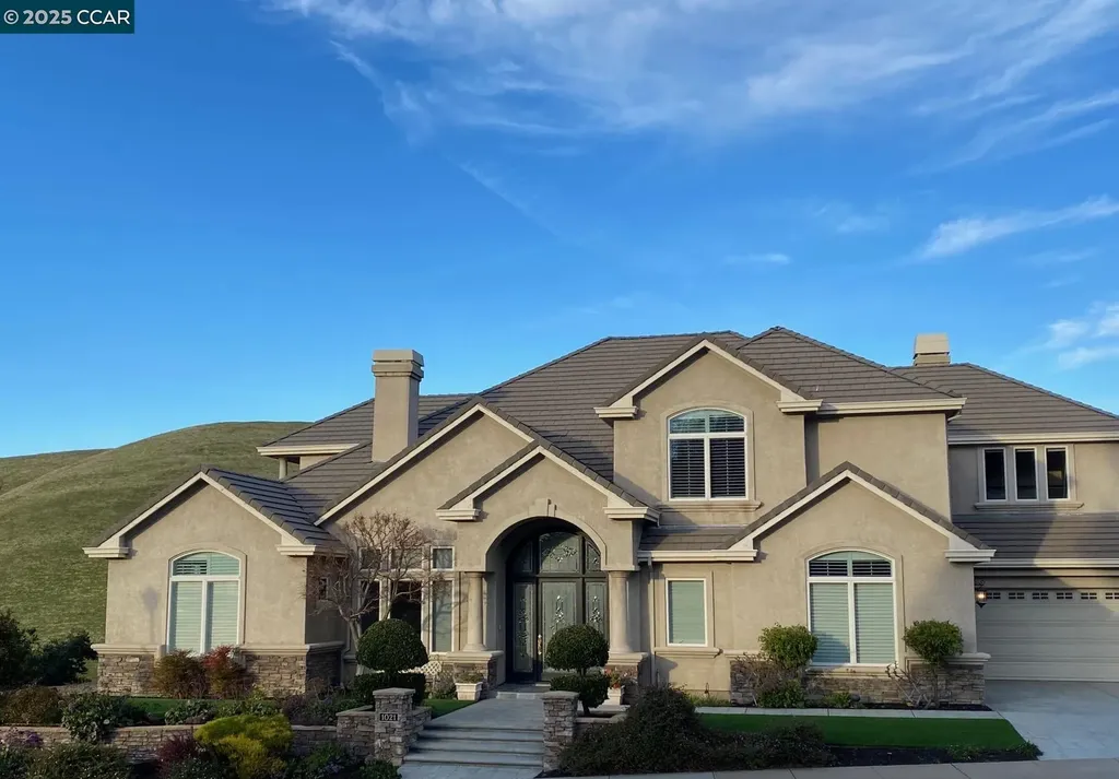 1021 Pebble Beach Drive Clayton CA 94517