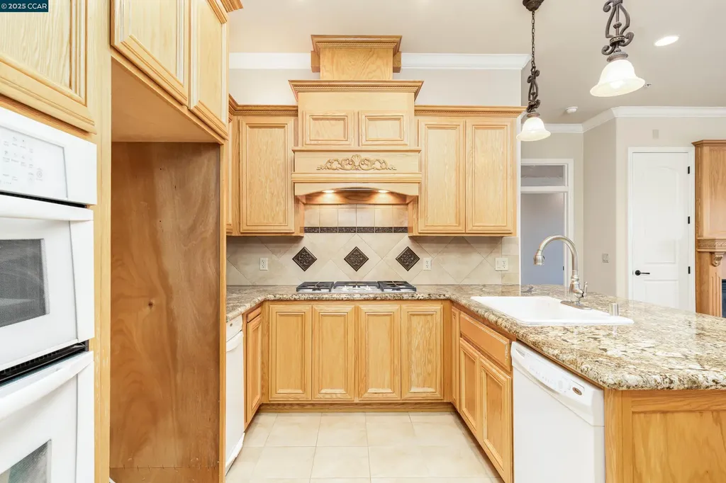 1146 Waltz Court Vallejo CA 94591