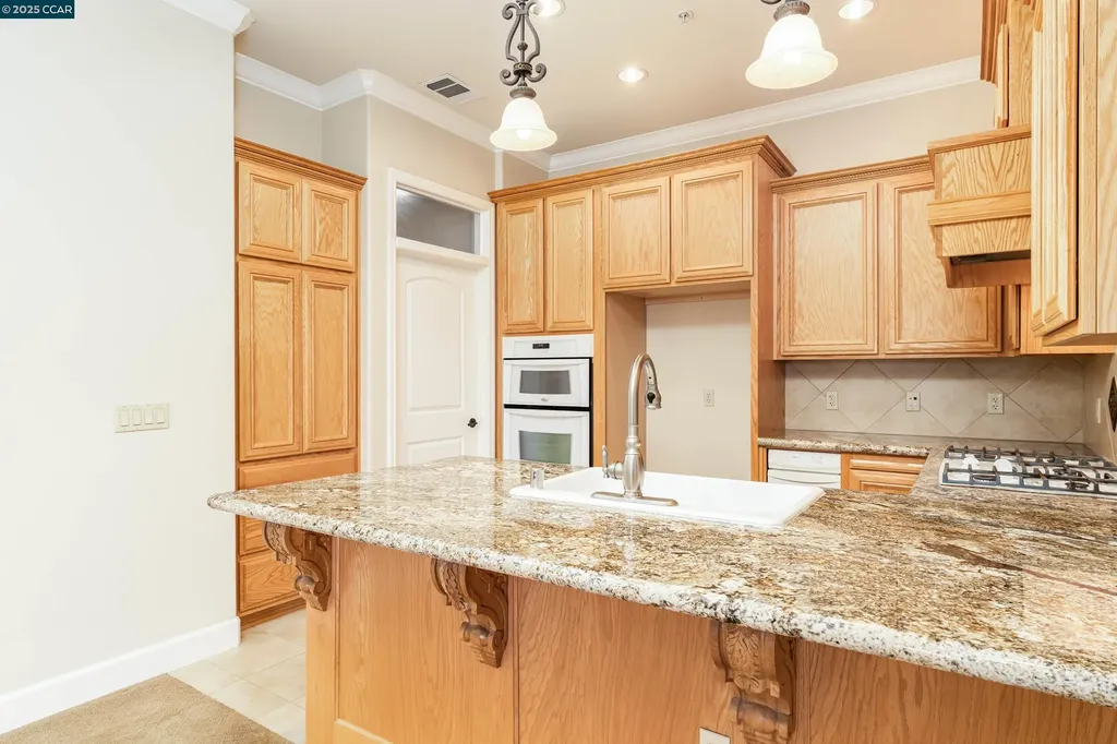 1146 Waltz Court Vallejo CA 94591