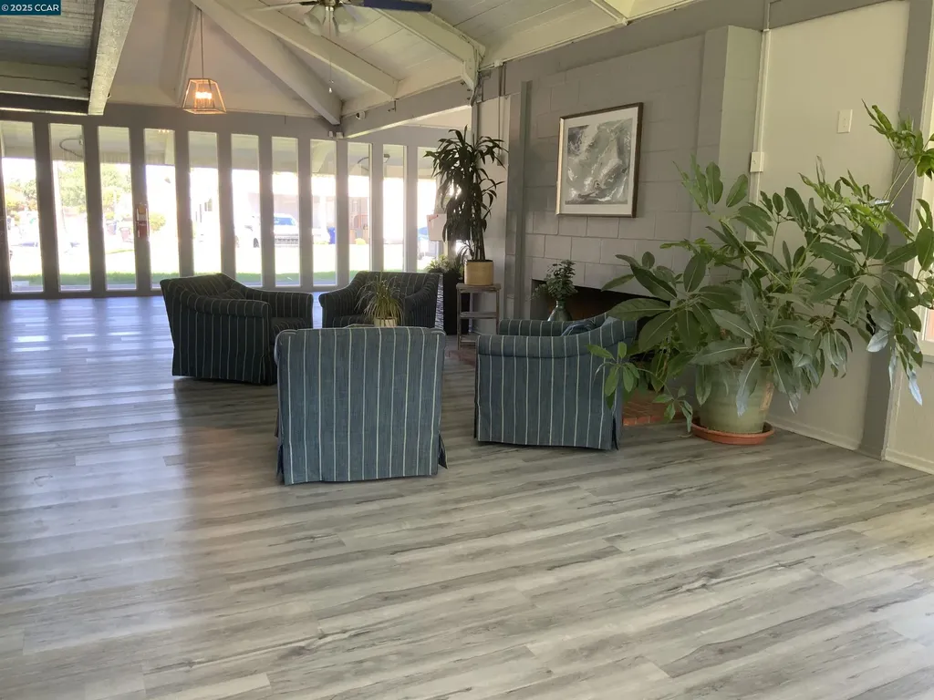 165 Tiki Lane Pittsburg CA 94565