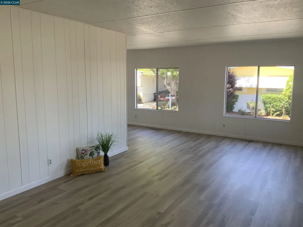 165 Tiki Lane Pittsburg CA 94565