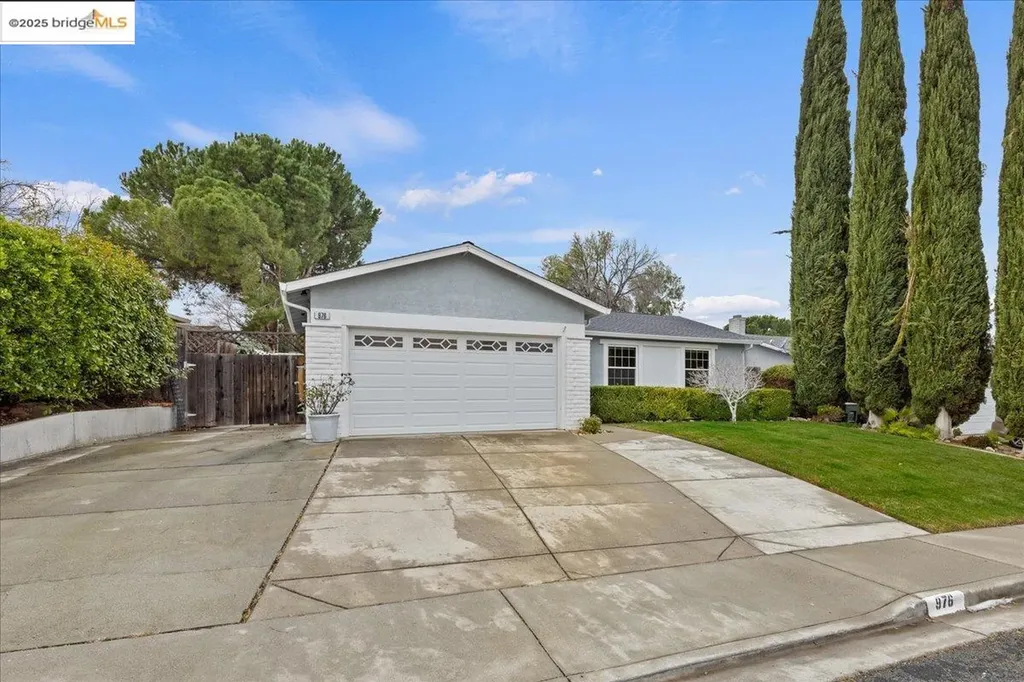 976 Jensen Circle Pittsburg CA 94565