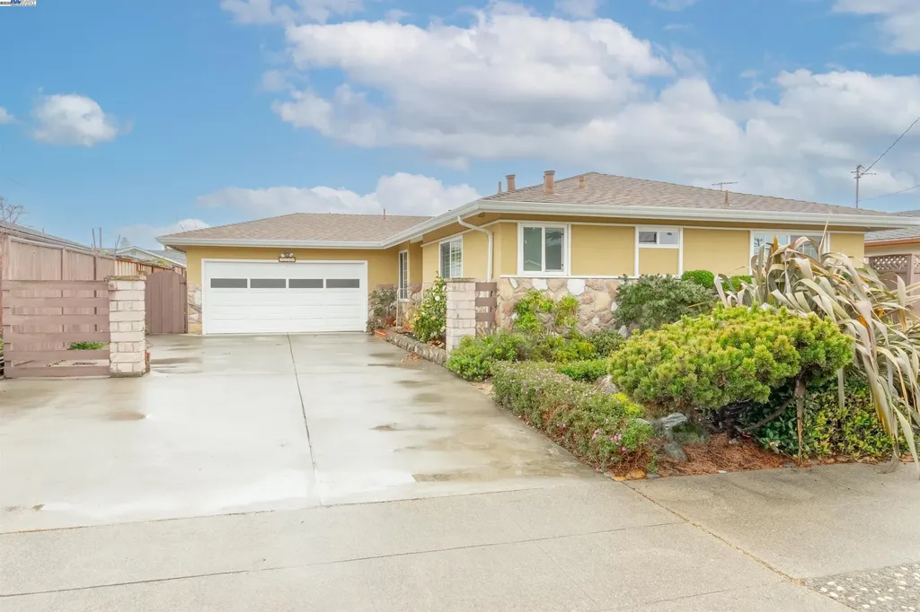 2230 Bermuda Avenue San Leandro CA 94577