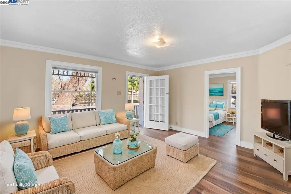 377 Hampton Road Hayward CA 94541