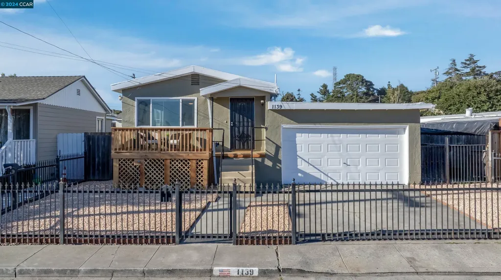 1139 John Avenue San Pablo CA 94806