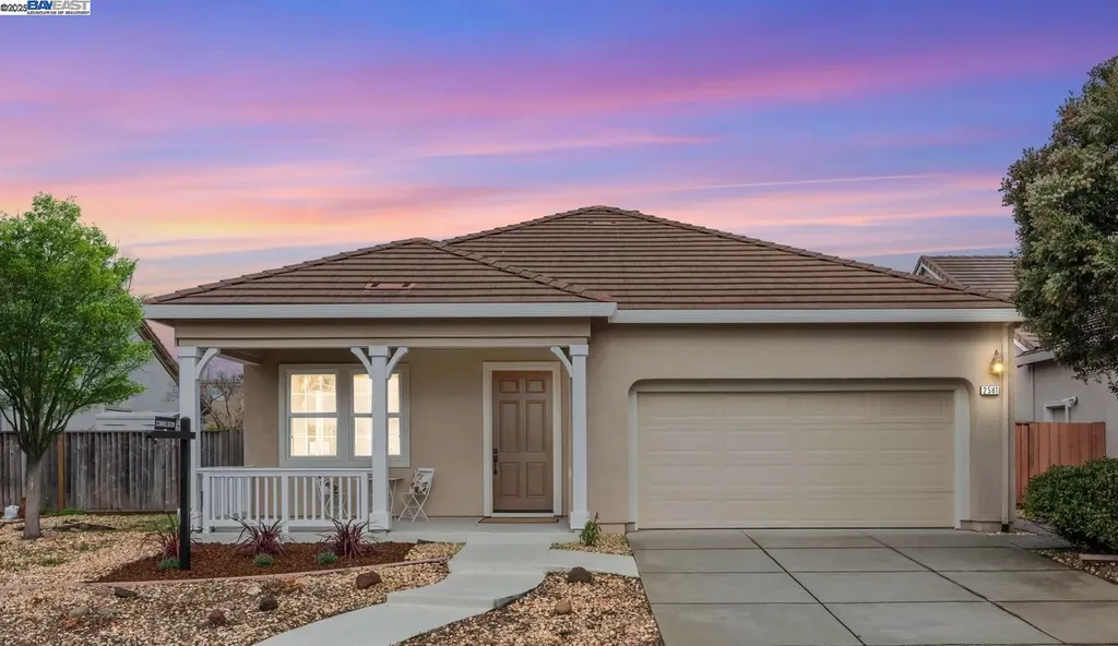 2581 Spindrift Circle Hayward CA 94545