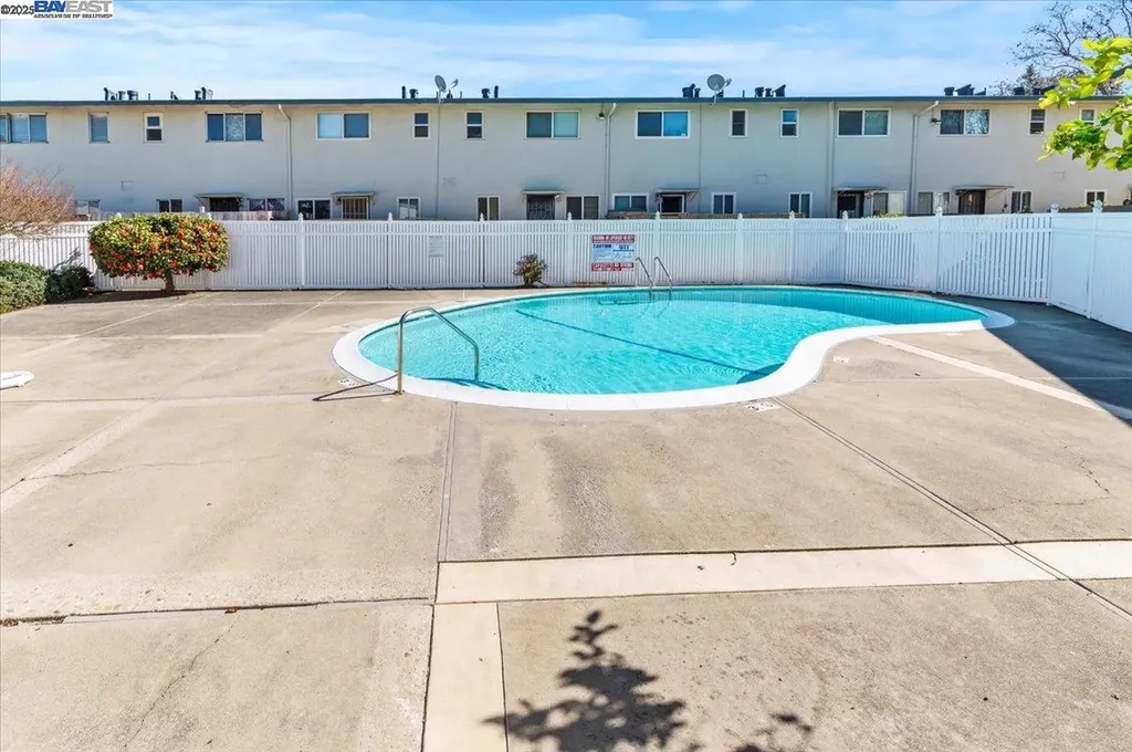 462 Craven Court Hayward CA 94541