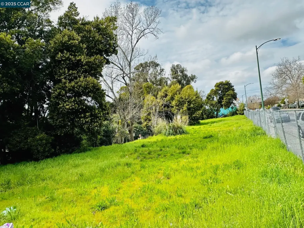 Bancroft Avenue Oakland CA 94605