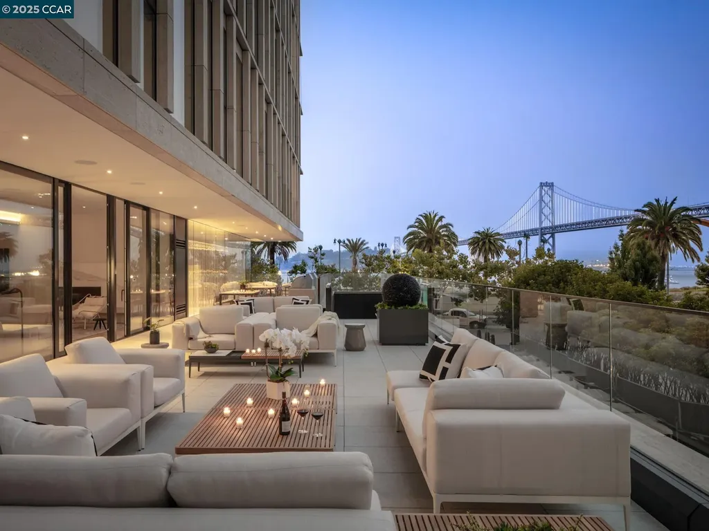 1 Steuart Lane San Francisco CA 94105