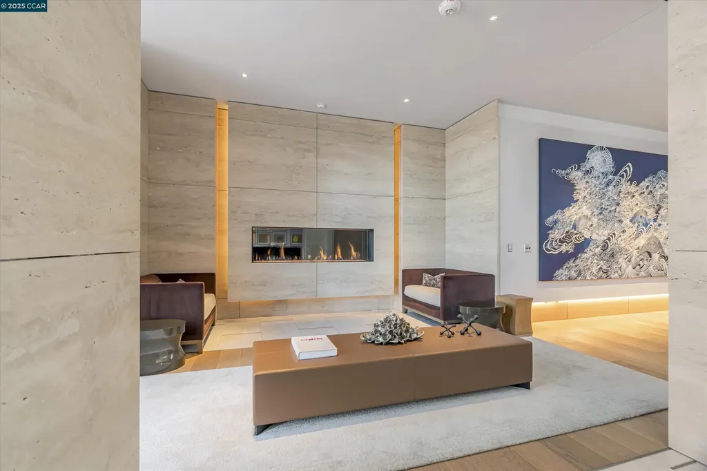 1 Steuart Lane San Francisco CA 94105