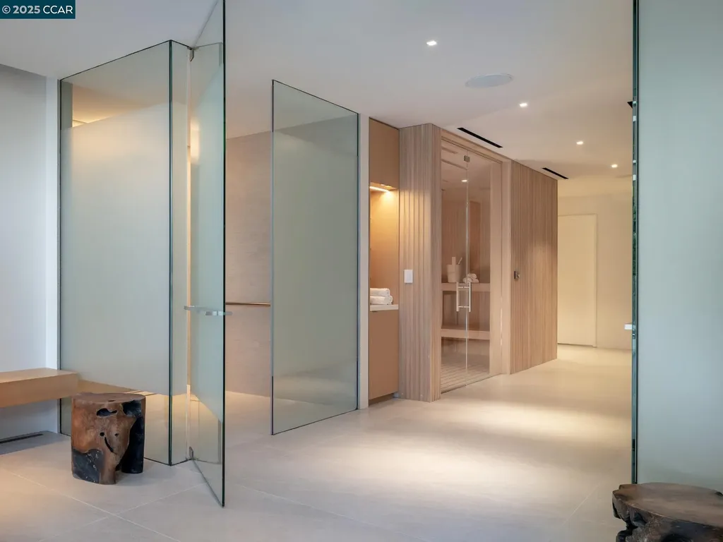 1 Steuart Lane San Francisco CA 94105