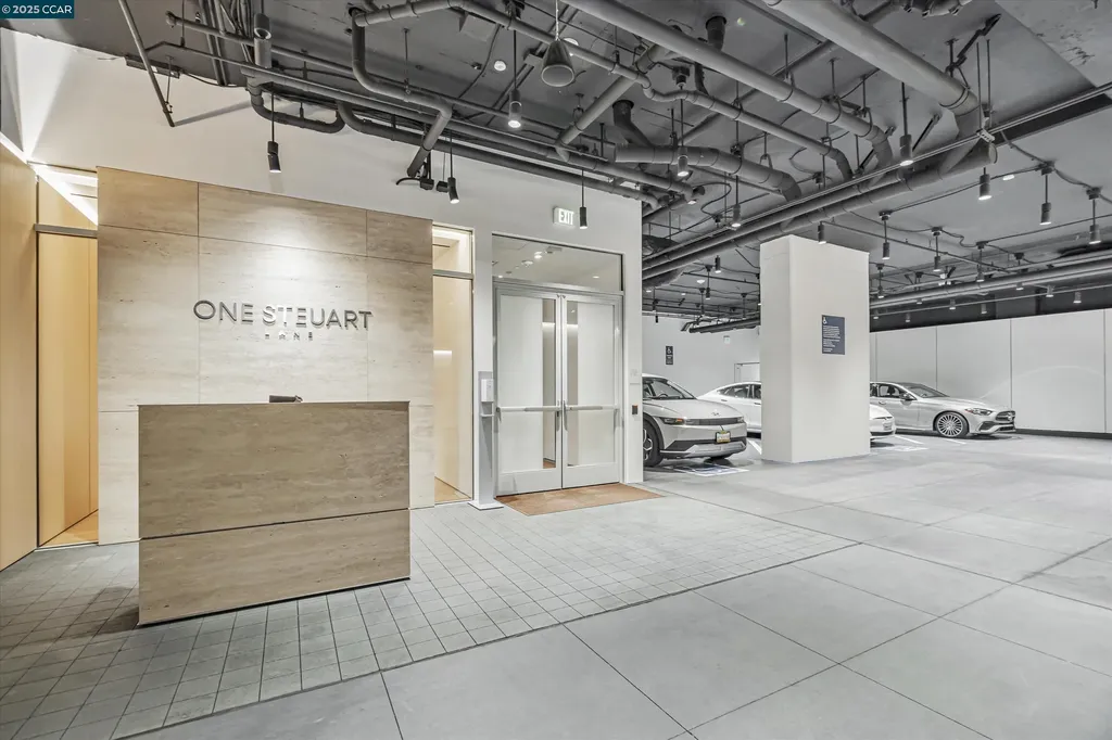 1 Steuart Lane San Francisco CA 94105