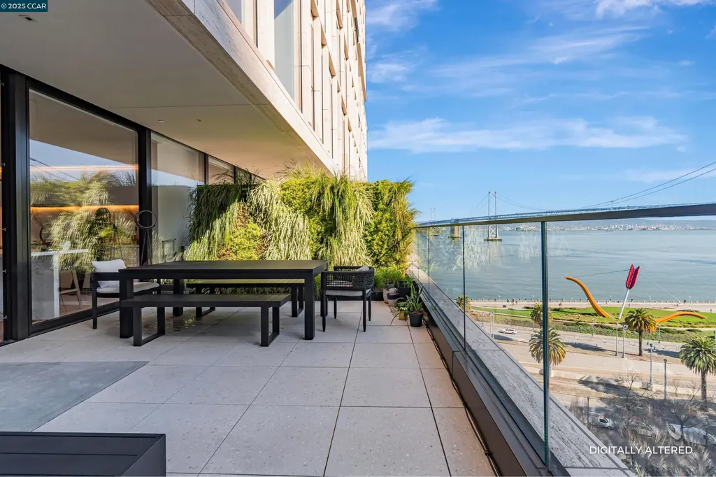 1 Steuart Lane San Francisco CA 94105