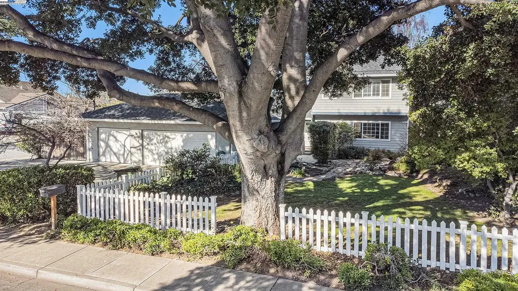 3701 Ferry Lane Fremont CA 94555