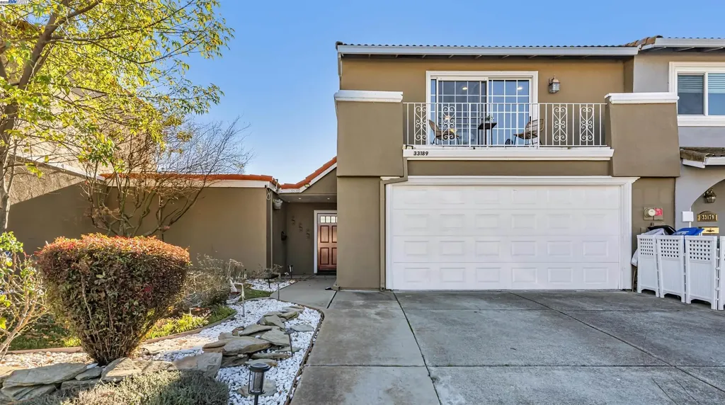 33189 Lake Oneida Street Fremont CA 94555