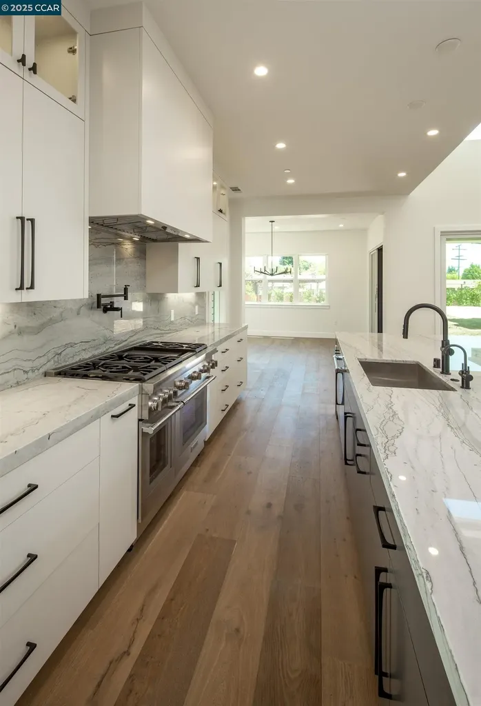 1070 Borrette Court Napa CA 94558