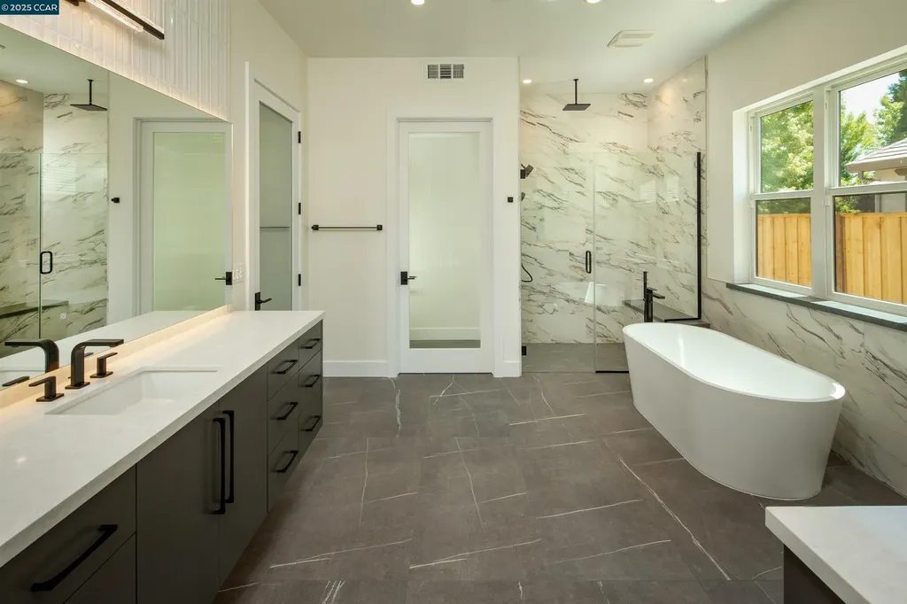 1070 Borrette Court Napa CA 94558