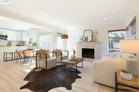 3836 Lyman Road Oakland CA 94602