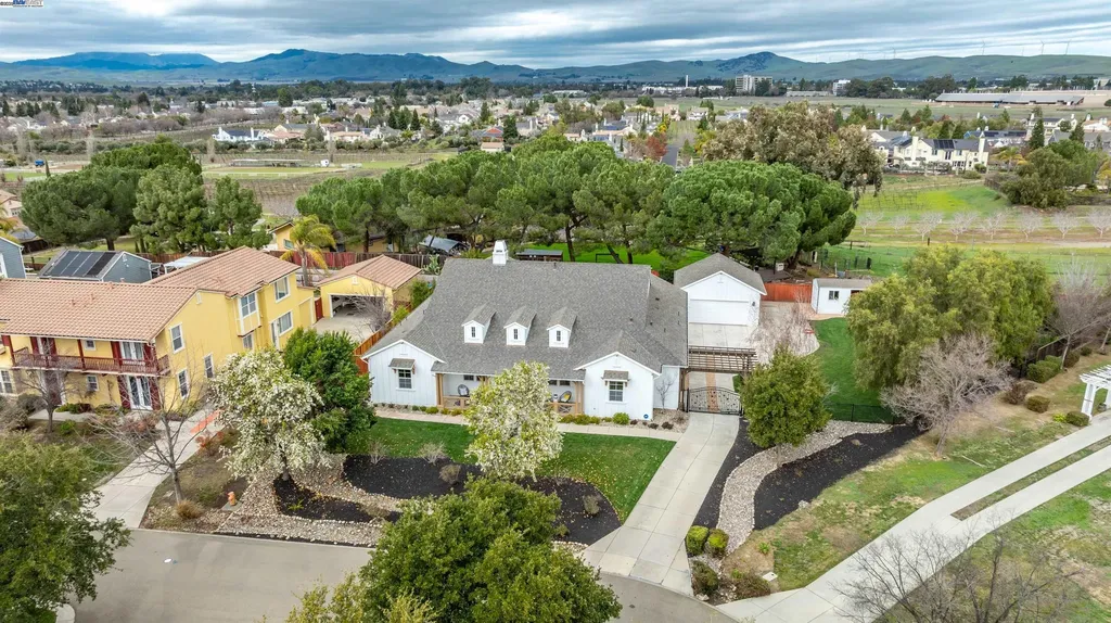 6180 Bella Oaks Court Livermore CA 94550